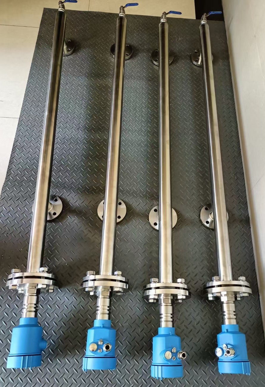 配套測(cè)量筒雷達(dá)液位計(jì)